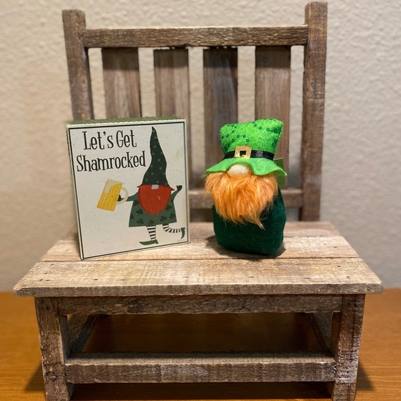 St. Patricks Day Gnome Bundle, Let’s Get Shamrocked Sign & Small Irish Gnome - Picture 2 of 16